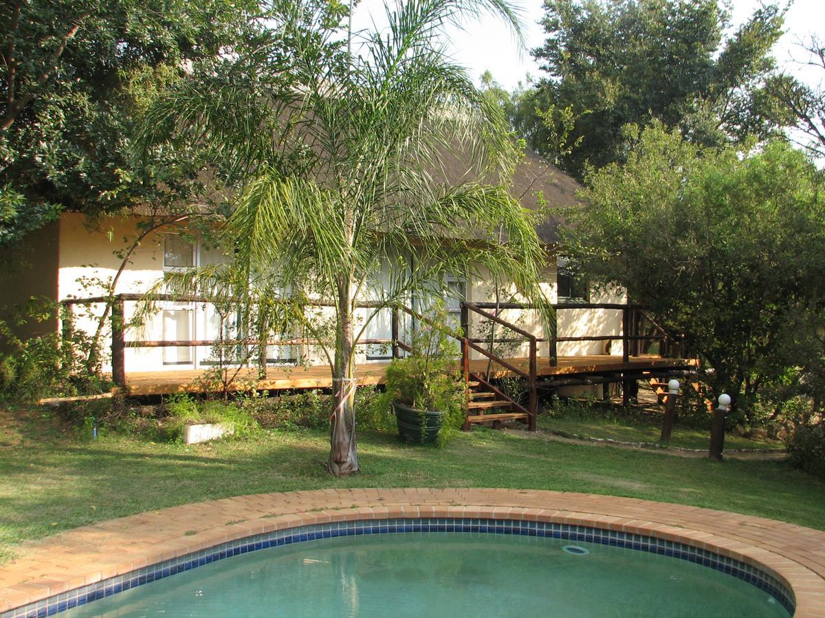 The Nutbush Boma Lodge Hekpoort Eksteriør bilde