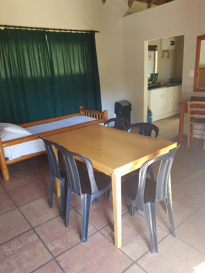 The Nutbush Boma Lodge Hekpoort Rom bilde